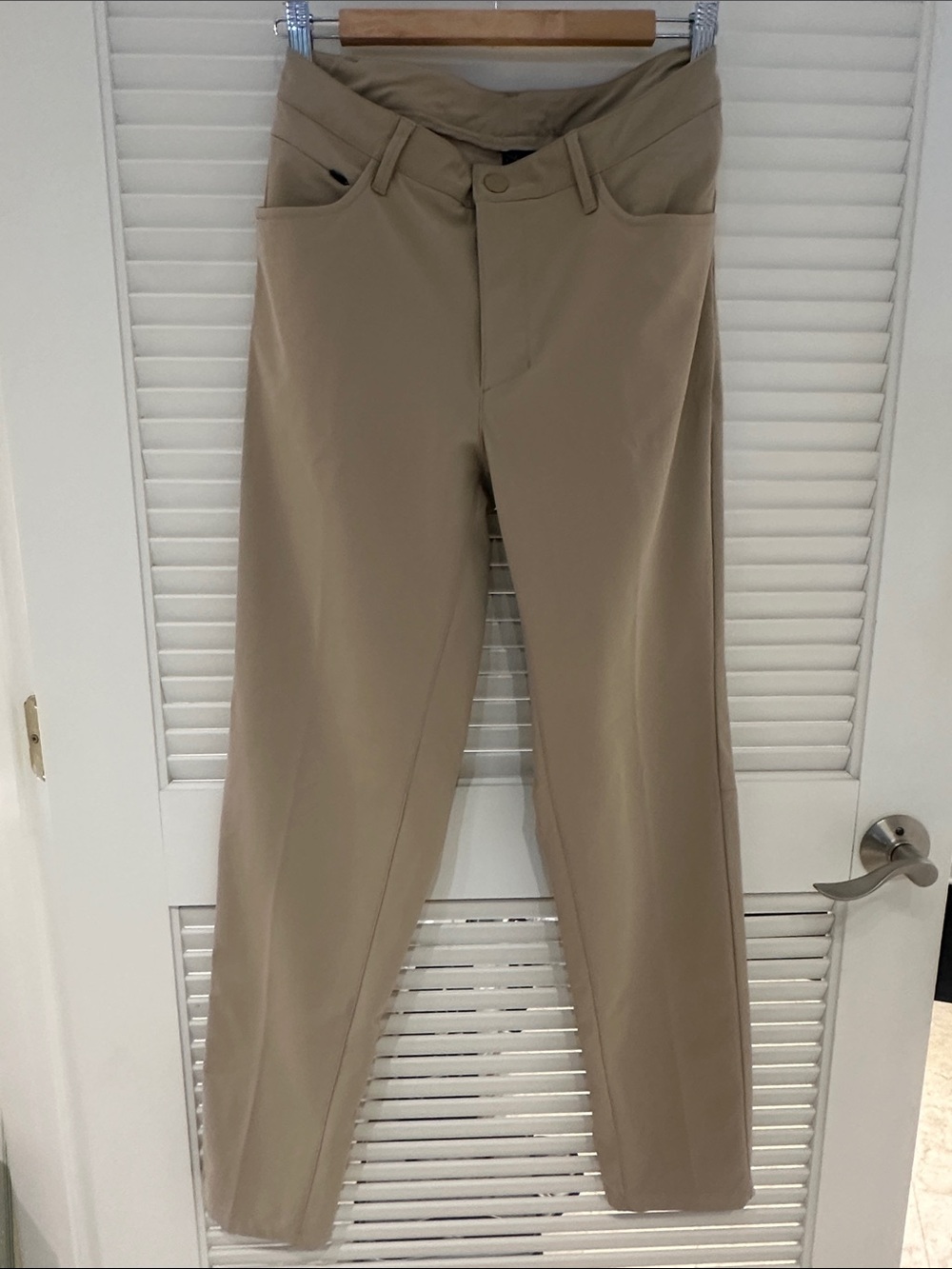 All in motion Men's Khaki Stretch Performance pants, EUC, 2 pair